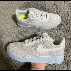 Nike Air Force Crater